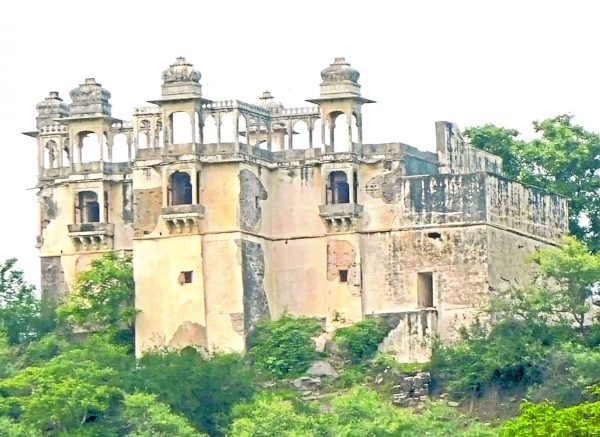 Hawa Mahal of Udaipur Roothi Rani Ka Mahal