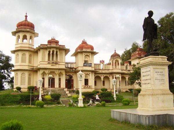Library of Gulab Bagh